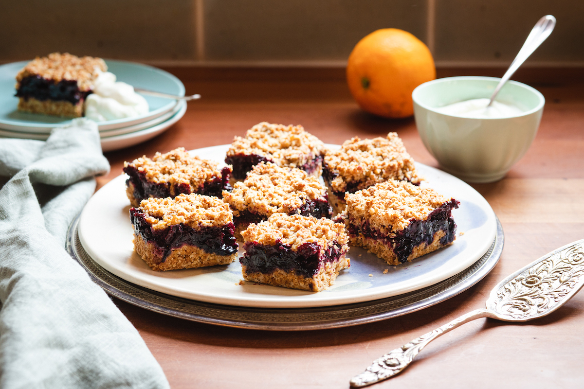 Triple Berry Coffee Cake {With Streusel Topping} : Hearts Content Farmhouse